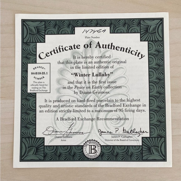 2 Bradford Exchange Wolf Plates - "Eyes in the Mist" & "Winter Lullaby" w/ COA - Picture 13 of 14